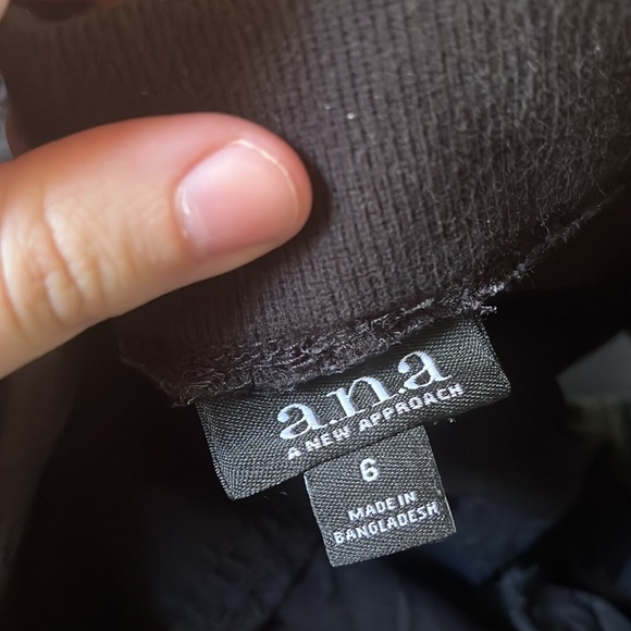 SIZE 6 A.N.A BLACK SHORTS OBO - Picture 3 of 4